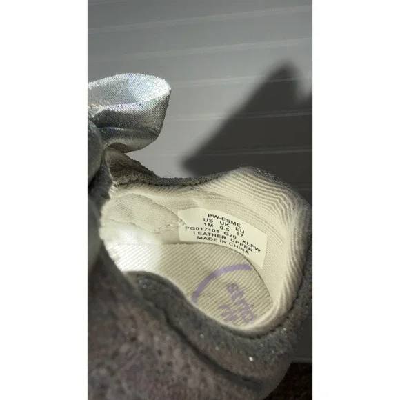 Stride Rite Esme Silver Holographic Glitter Bow Mary Jane Shoes Baby Girls 1M - Picture 4 of 4